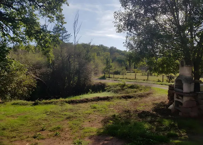 Le Bousquetou - Aveyron * Saint-Christophe-Vallon
